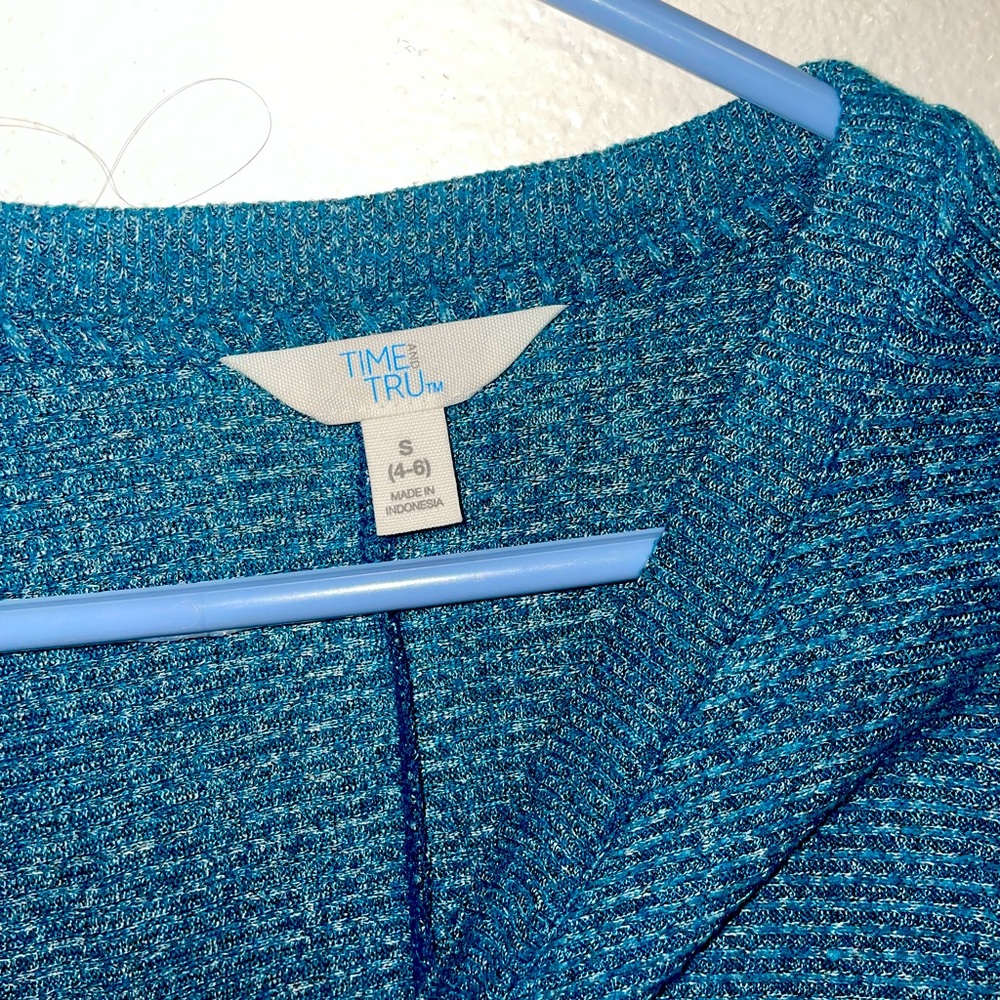 Blue top loose fit long sleeve